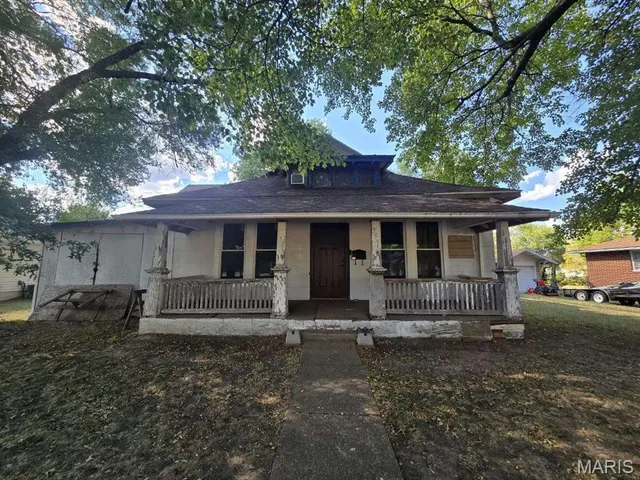 Popular FIRST RAILROAD ADDITION Real Estate
