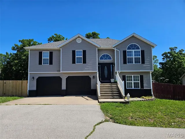 Popular Taylor Hills Real Estate