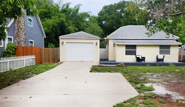 Cheap GULF BREEZE ESTATES Real Estate