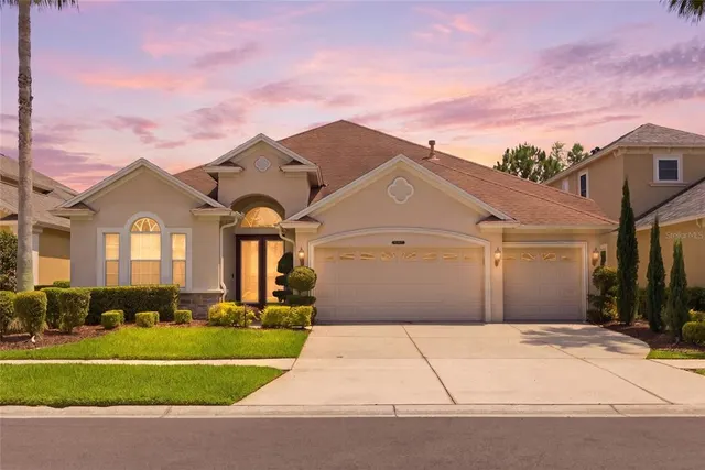 Cheap GRAND HAMPTON PH 1A Real Estate