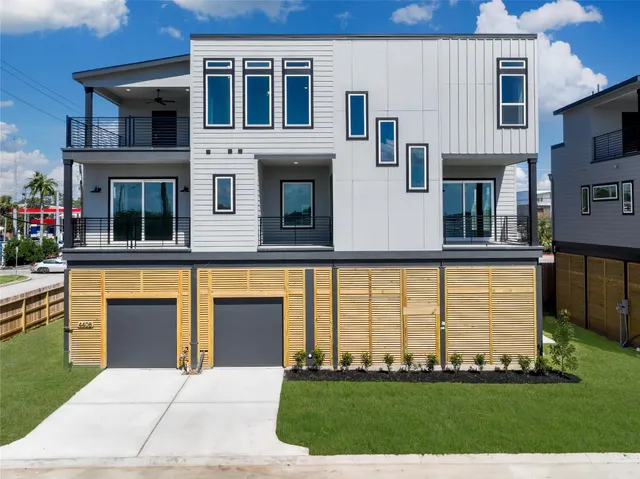 Expensive Lago Pointe Real Estate