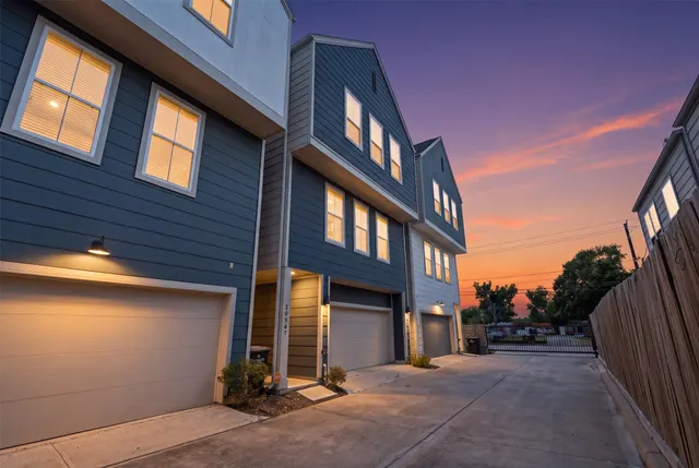 Popular Johanna Lndg Real Estate