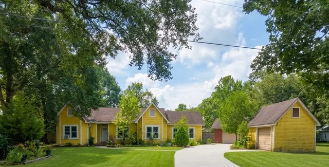 Popular NA Real Estate