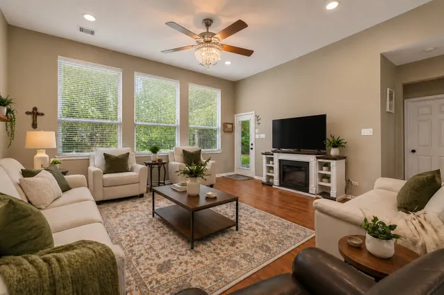 Cheap Northcrest Ranch 01 Real Estate