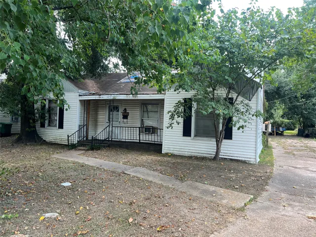 Popular Meadowview Add Real Estate