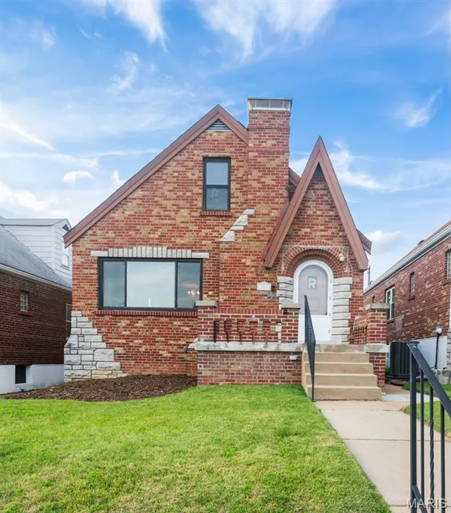 Popular Westhampton Add Real Estate