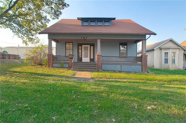 Popular 380 - Miami County - KS Real Estate