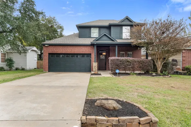 Popular Tomball Townsite Real Estate