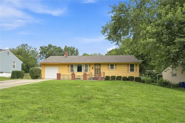 Popular Grandview Park Manor Real Estate