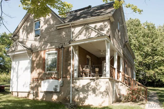 Popular Leadwood Real Estate