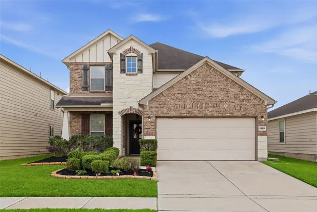 Popular Meadow Crest Sec 3 Real Estate
