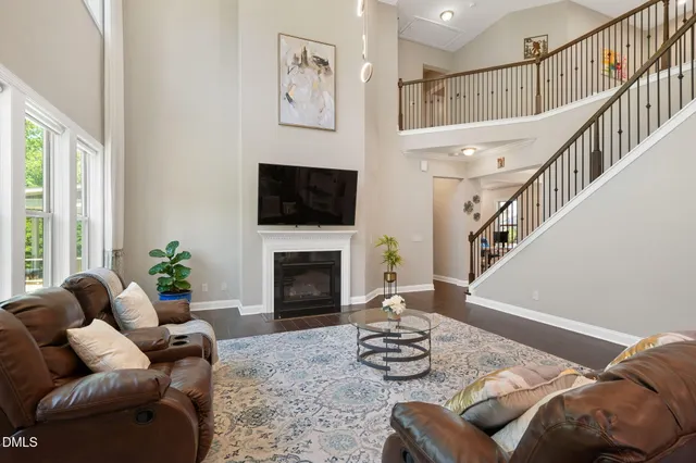 Popular McKenzie Ridge Real Estate