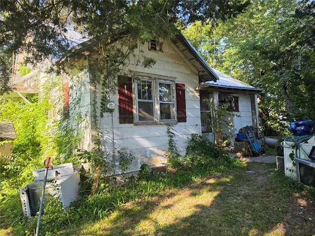 Popular Kingston Real Estate