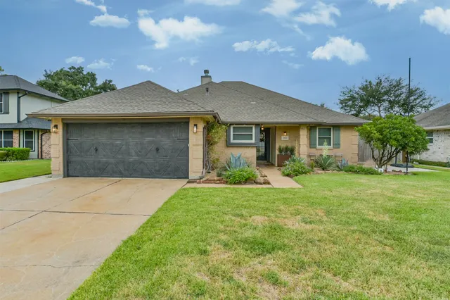 Popular Park Meadows Sec 04 Real Estate