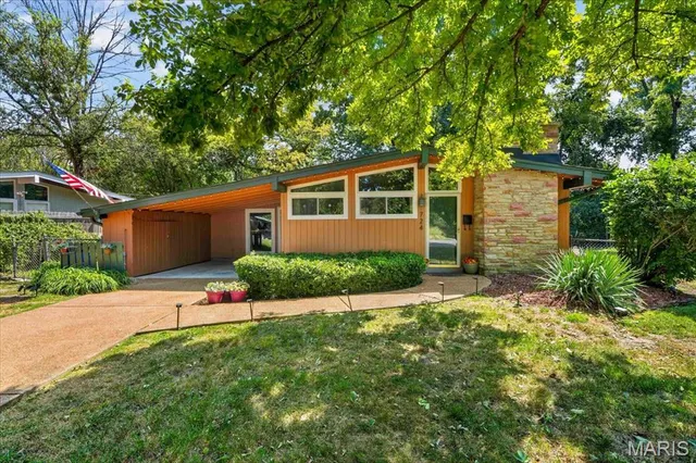 Popular Ridgewood Real Estate