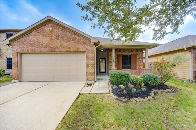 Popular Ashford Place Sec 4 Real Estate