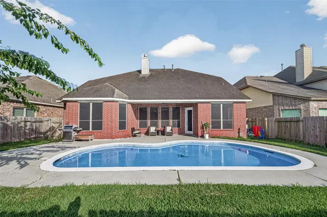 Popular Northcrest Village Sec 07 Real Estate