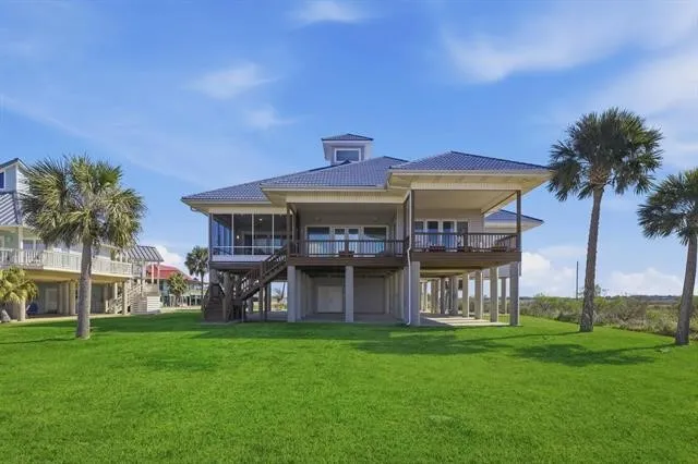 Expensive Pelican Point Real Estate