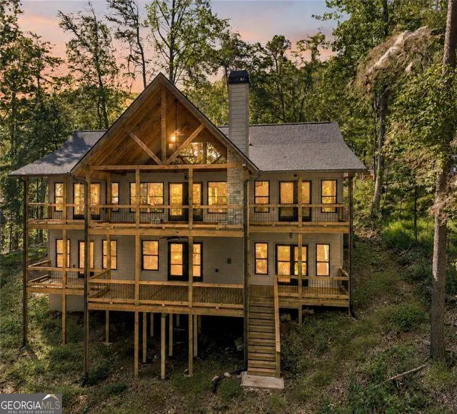 Expensive Walnut Mountain Real Estate