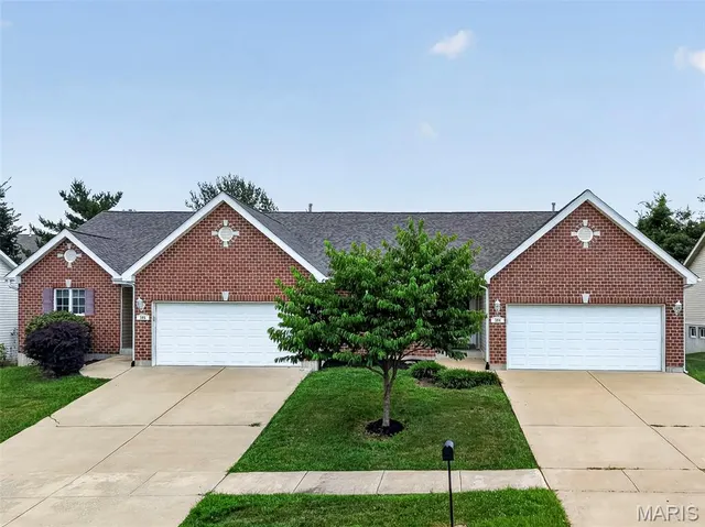 Popular Discovery Village Real Estate