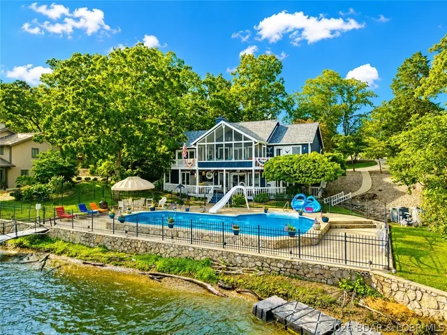 Popular Heron Point Estates Real Estate
