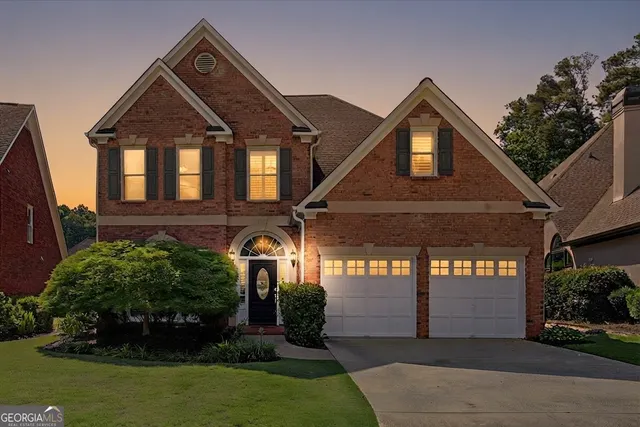 Expensive Rose Oak Real Estate