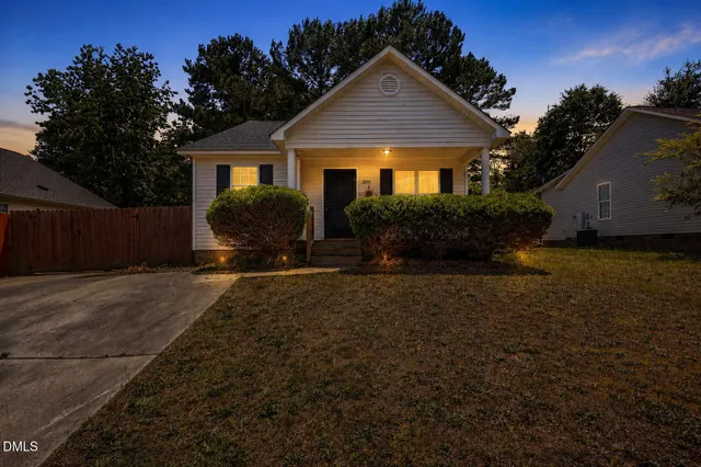 Popular Bennington Place Real Estate