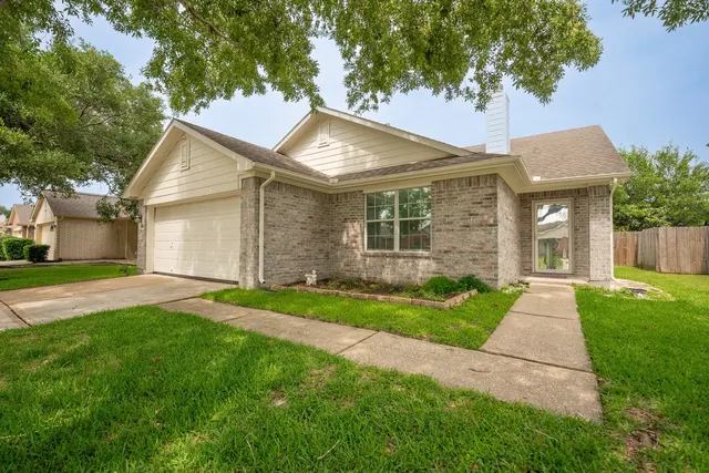 Popular Hunters Chase Sec 1 Real Estate