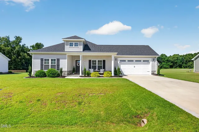 Popular Fynloch Chase Real Estate