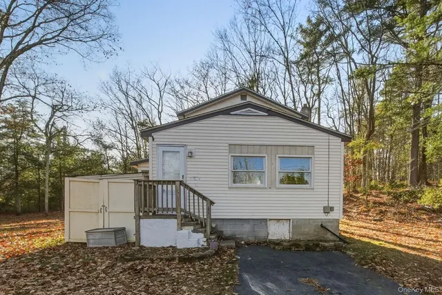 Popular Highland Lake Real Estate