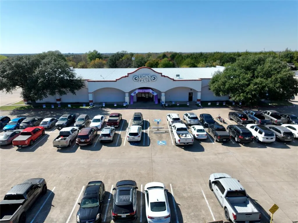2303 W Ennis Ave,Unit Ennis, Ennis, TX 75119