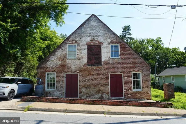 Popular Falmouth Real Estate