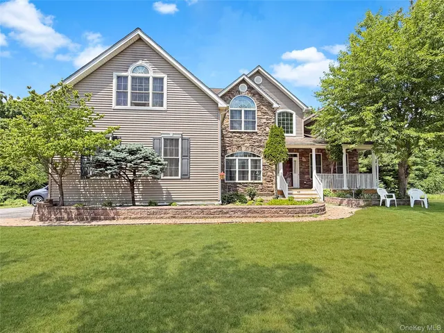 Popular Town Meadow Real Estate