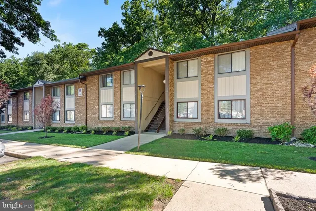 Cheap Watergate Real Estate