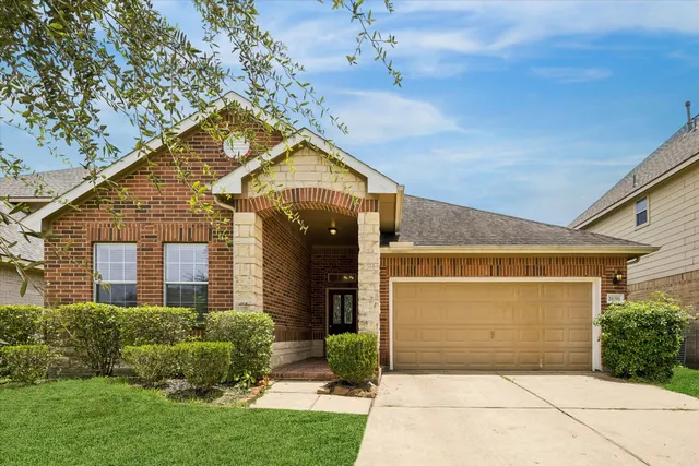 Popular Silver Ranch Sec 2 Real Estate