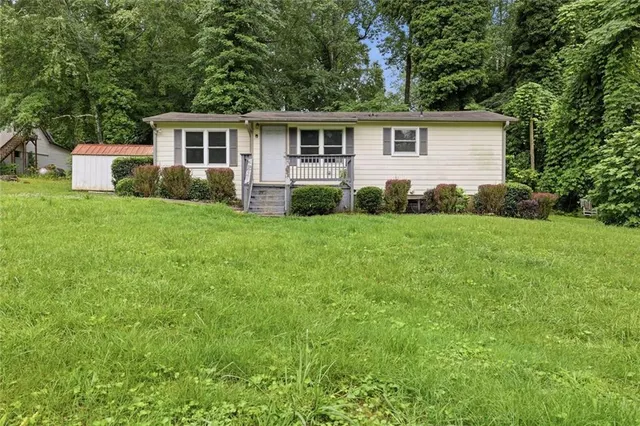 Popular CITY - DAWSONVILLE Real Estate