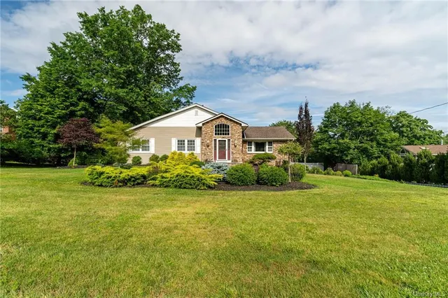 618 Russet Road, Valley Cottage NY 10989