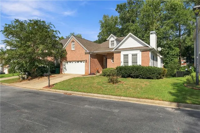 Popular Rose Arbor Real Estate