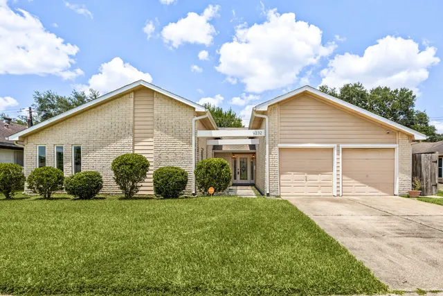 Expensive Braeburn Valley West Real Estate