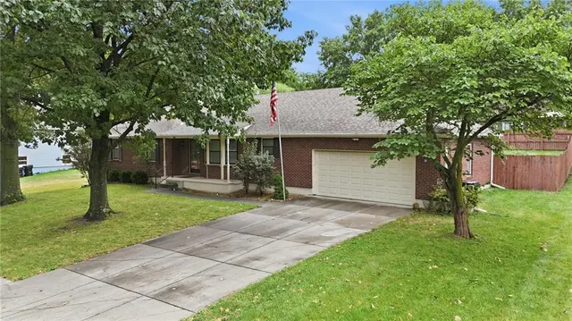 Popular Allen View Estates Real Estate