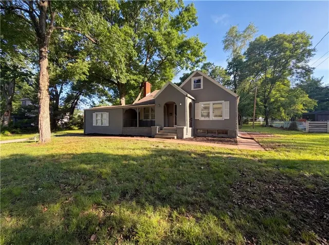 Popular Milton Heights Real Estate