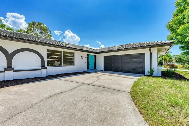 Cheap PUNTA GORDA ISLES SEC 14 Real Estate