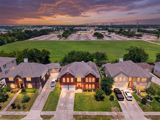 Popular Eldridge View Sec 03 Real Estate