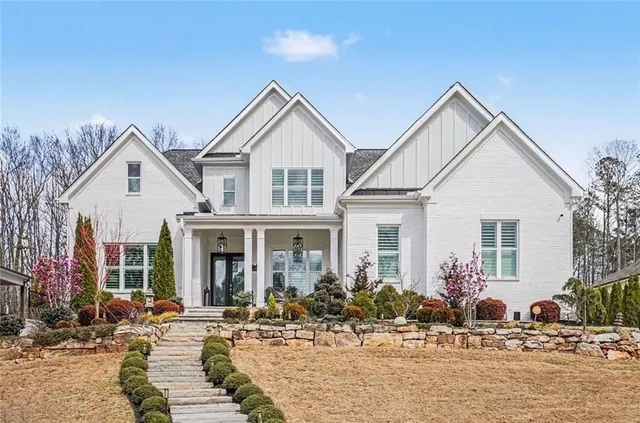 Popular SOMERSET OAKS @ LOST MOUNTAIN Real Estate