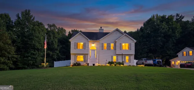 Popular Ashley Trace Real Estate