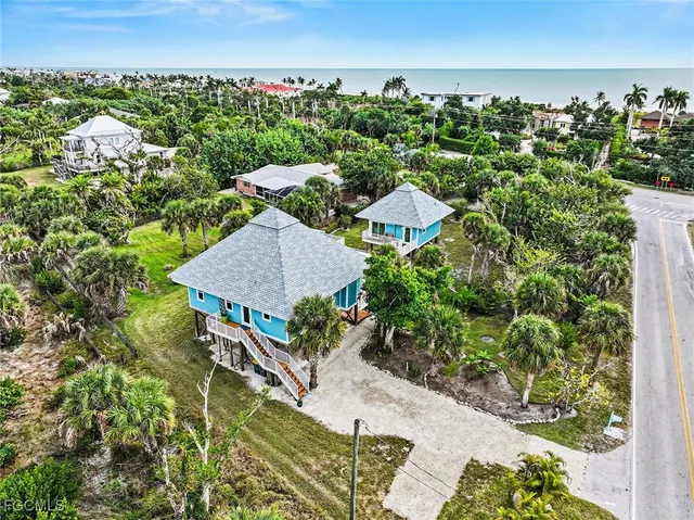 Expensive SANIBEL RIVER Real Estate