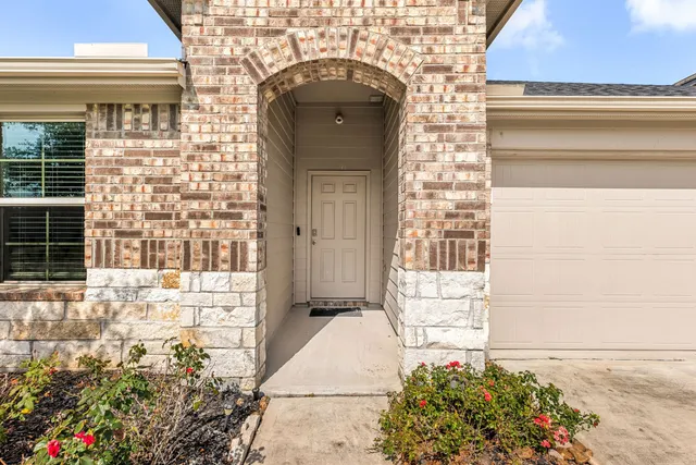 Expensive Springfield Estates Real Estate
