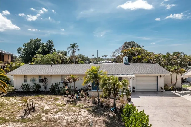 Popular WATERFRONT ESTATES Real Estate