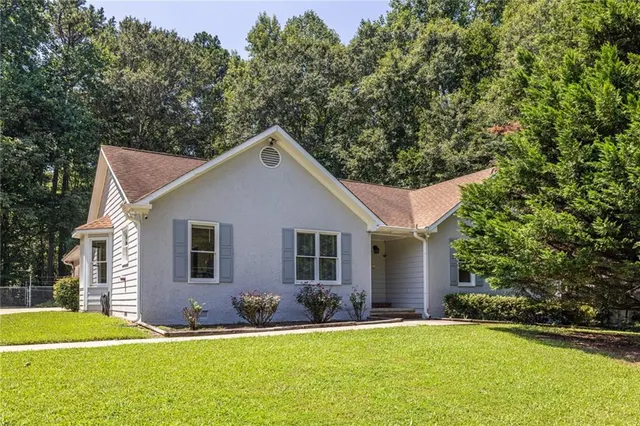 Popular Fayette Brook Real Estate