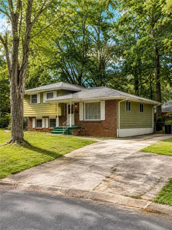 Popular JOLLY GREEN FOREST Real Estate